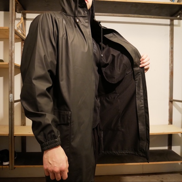 Rains Raincoat - Picture 4 of 4